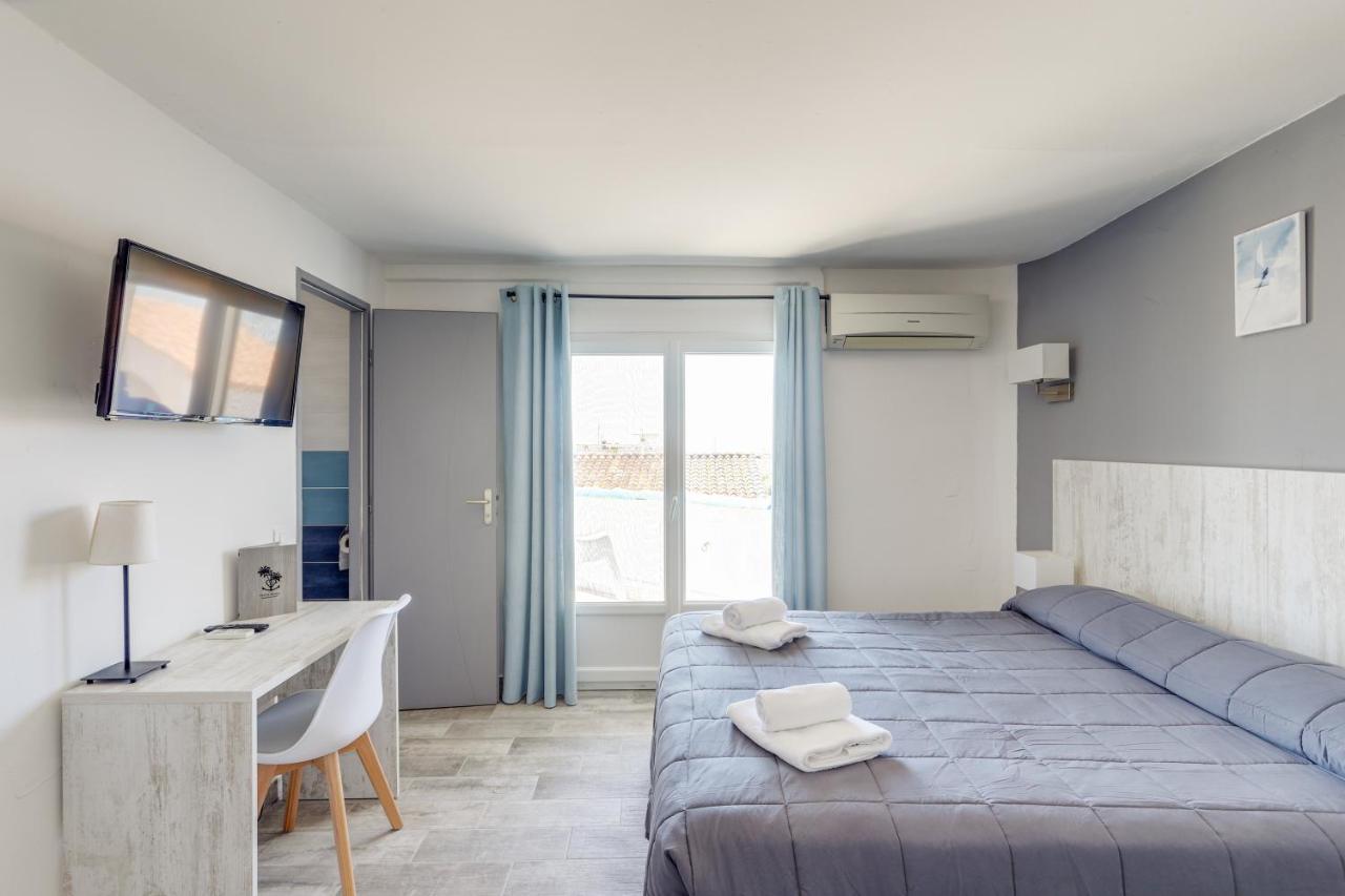Hotel Les Palmiers En Camargue Saintes-Maries-de-la-Mer Ngoại thất bức ảnh