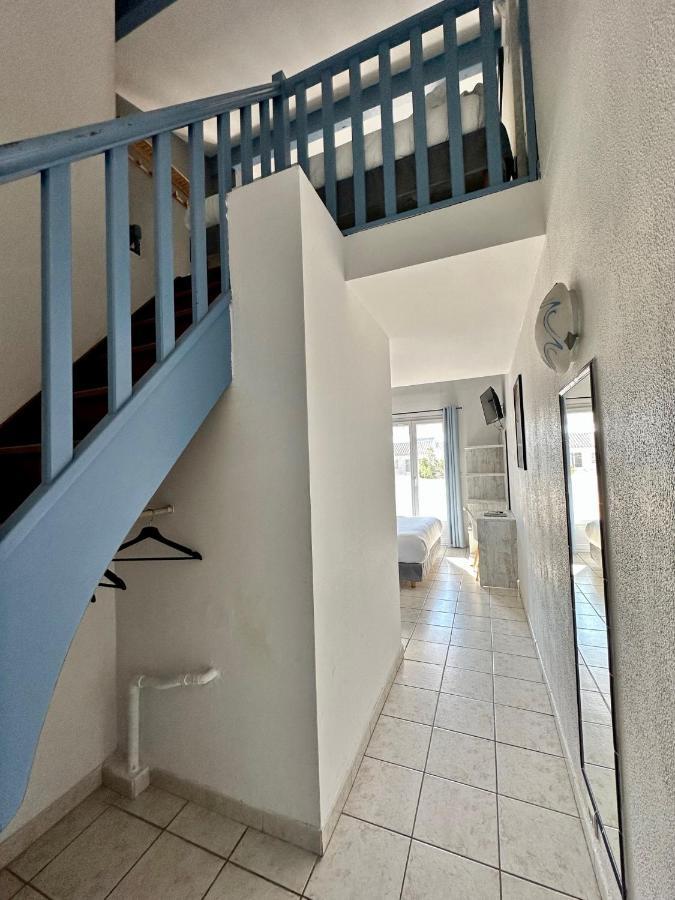 Hotel Les Palmiers En Camargue Saintes-Maries-de-la-Mer Ngoại thất bức ảnh