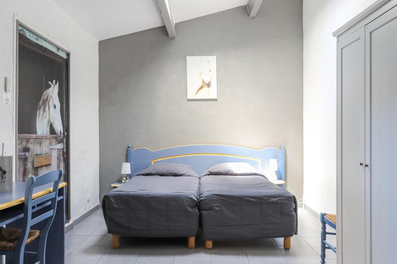 Hotel Les Palmiers En Camargue Saintes-Maries-de-la-Mer Ngoại thất bức ảnh