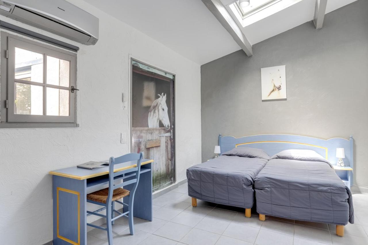 Hotel Les Palmiers En Camargue Saintes-Maries-de-la-Mer Ngoại thất bức ảnh
