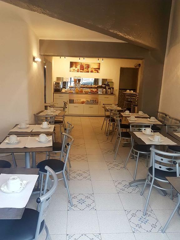 Hotel Les Palmiers En Camargue Saintes-Maries-de-la-Mer Ngoại thất bức ảnh